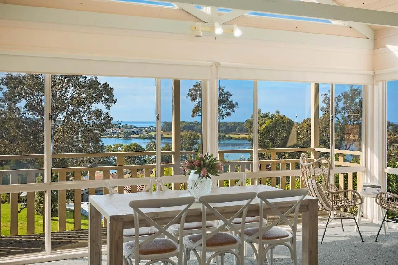 Pelican Lake Holiday House Merimbula