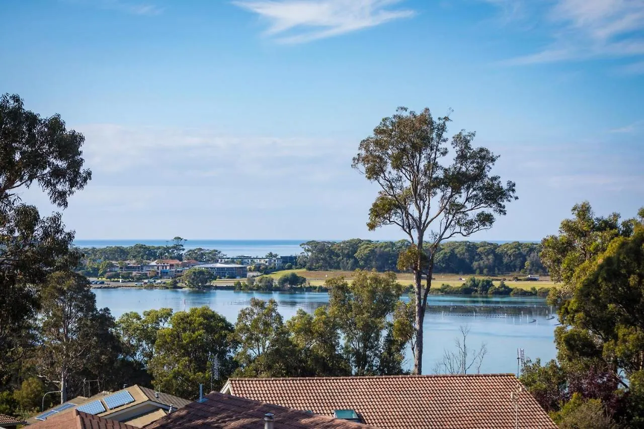 Pelican Lake Holiday House Merimbula 0*,  Australia