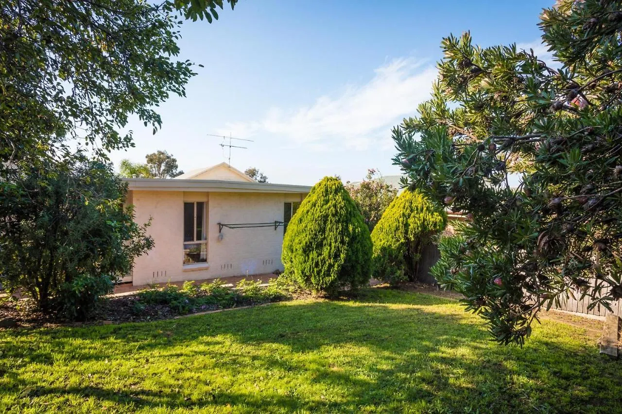 Holiday home Pelican Lake Holiday House Merimbula