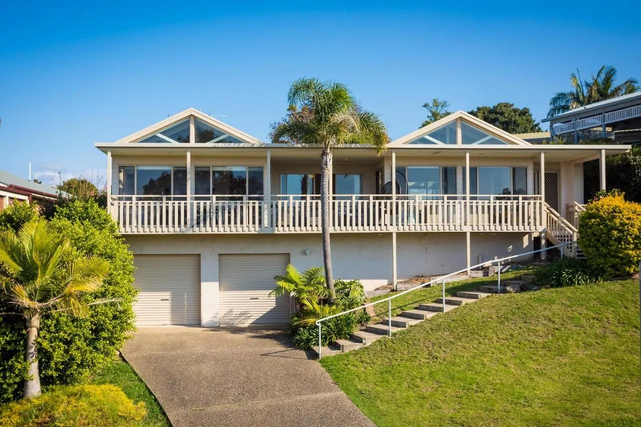 Pelican Lake Holiday House Merimbula Australia