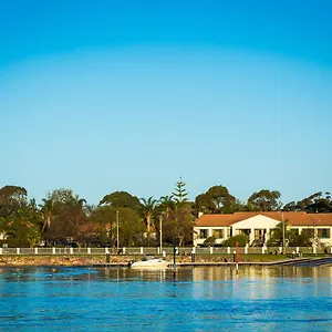 3* Resort Aquarius